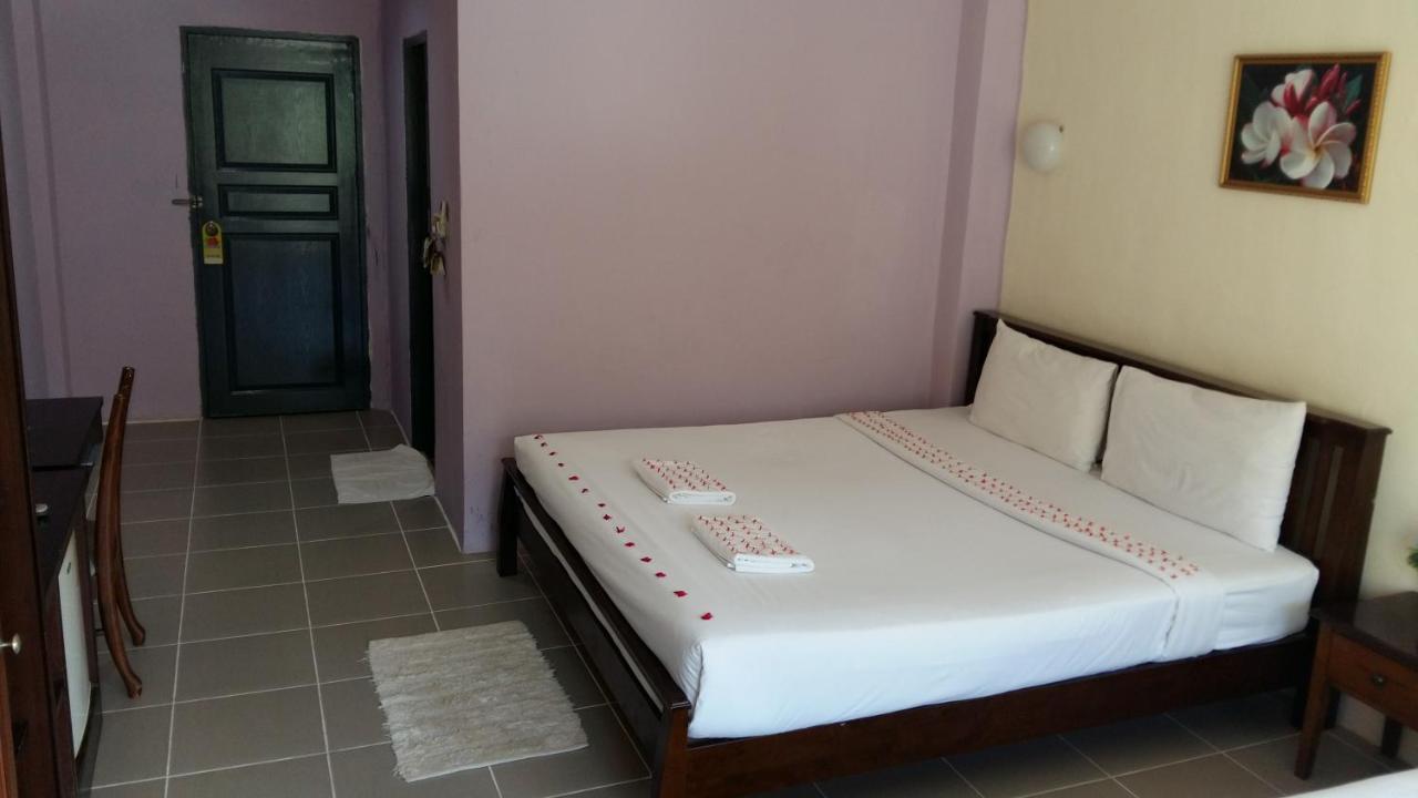 Number 1 Guesthouse Ao Nang Екстериор снимка